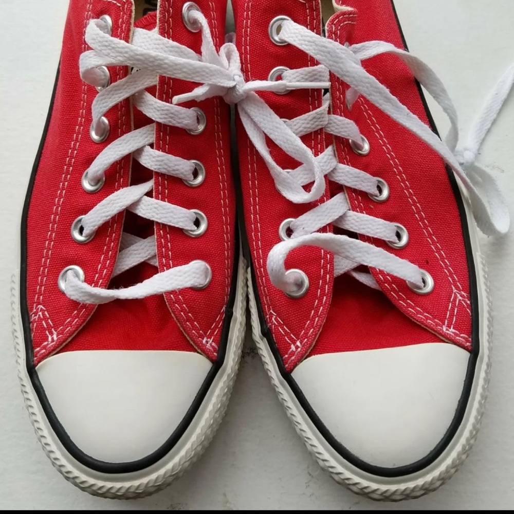 Red Converse